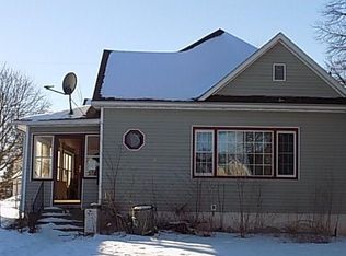 1923 W 2nd St, Perry, IA 50220