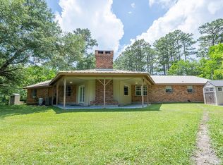 170 Horseshoe Ln, Carriere, MS 39426