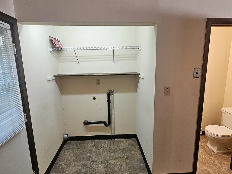 115 Brookside Ln #4 — Photo 7