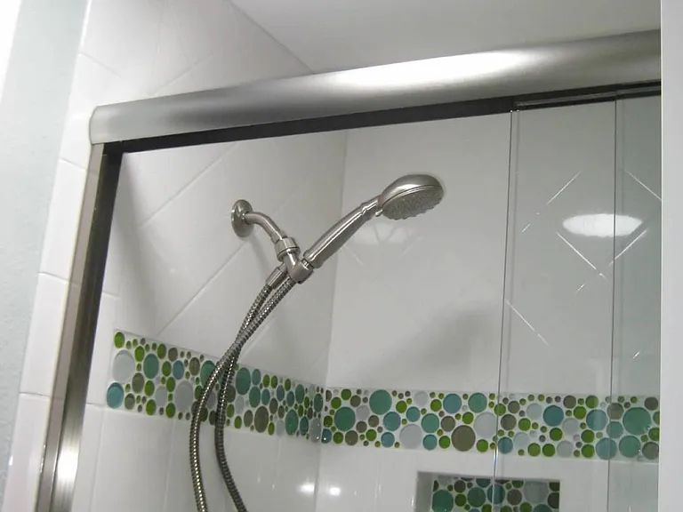 Kid's shower/tub with skylight.