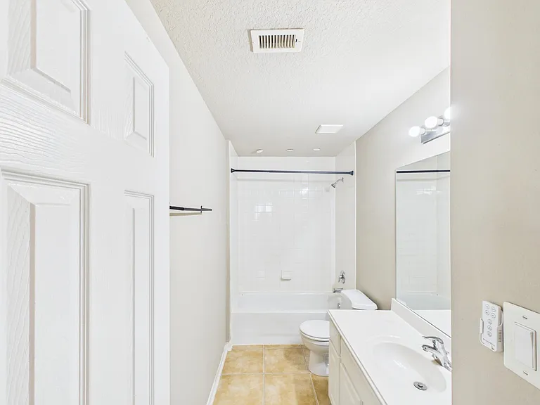 17143 Deaton Mill Dr — Photo 32