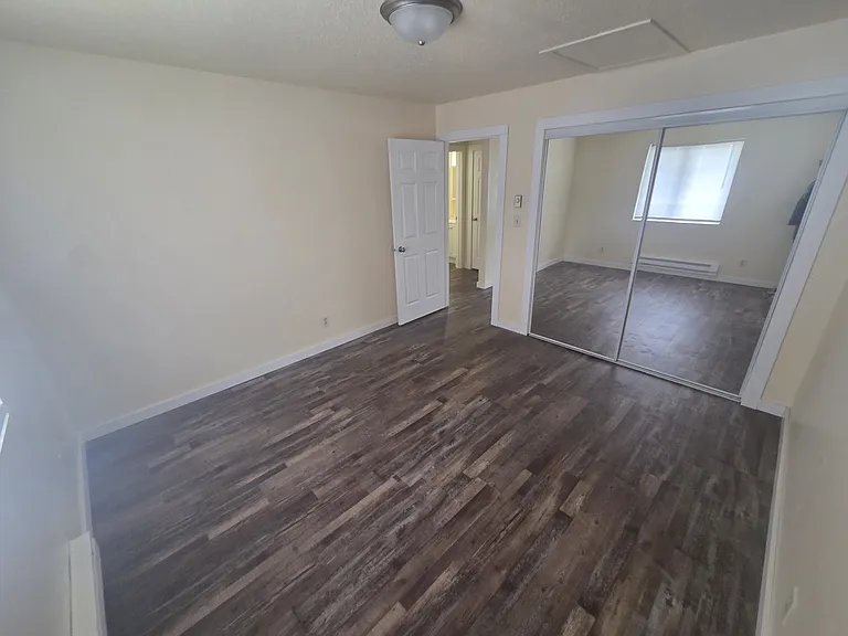 906 Hill St #109 — Photo 10