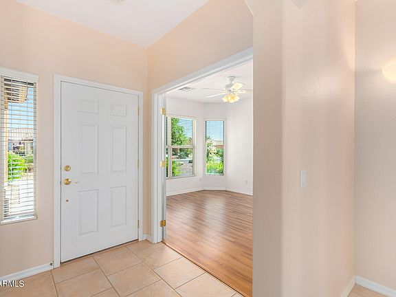 5th image of 3824 E COUNTY DOWN Drive