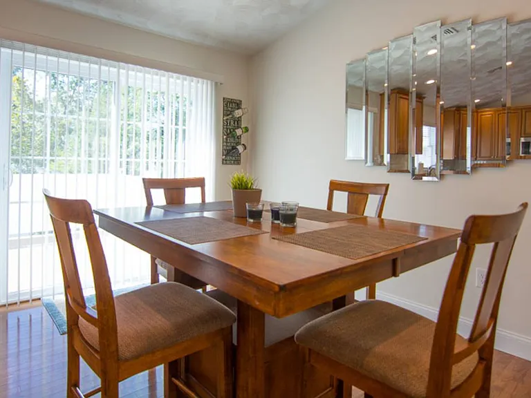 12 Bicknell Ave — Photo 6