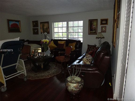 4th image of 1100 Salzedo St APT 1D