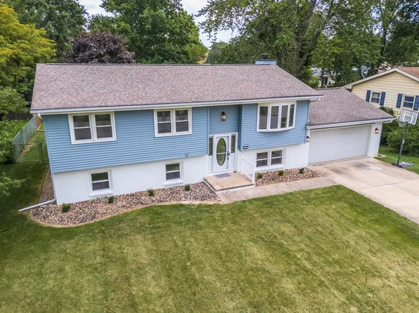 108 Sandra Ln, Normal, IL 61761