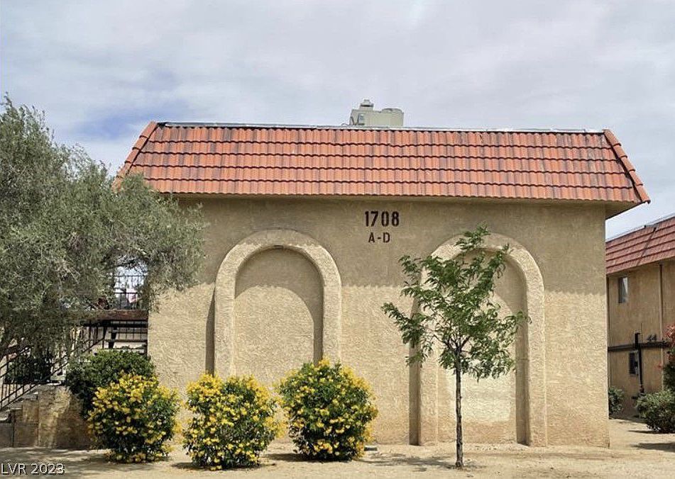 2nd image of 1708 Cordoba Ln #A