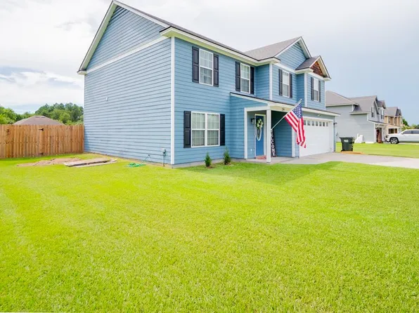 29 N Moody Dr, Ray City, GA 31645