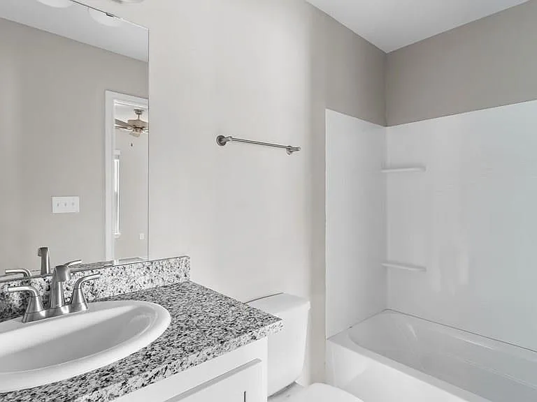 5201 Lionel Ave — Photo 12
