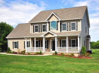 11 Heritage Farm Rd, East Granby, CT 06026