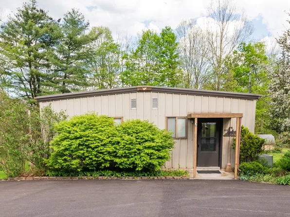 1838 Union Center Maine Hwy, Endicott, NY 13760