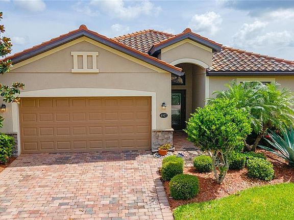 5th image of 6937 Quiet Creek Dr