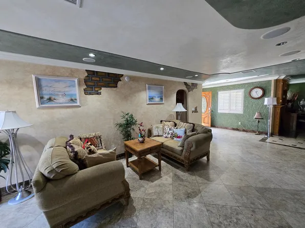 836 S Magnolia Ave, Anaheim, CA 92804