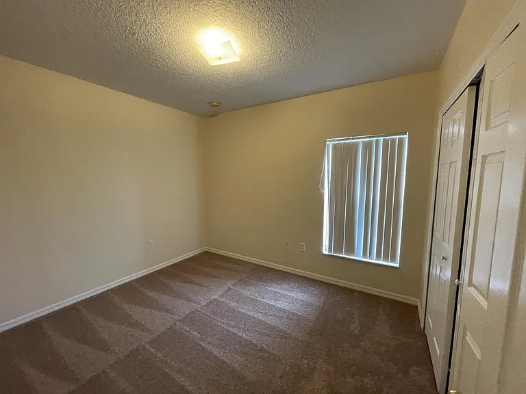 935 Cumberland Dr — Photo 7