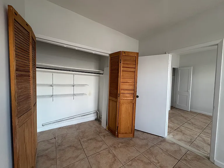 2027 Stillwell Ave #3R — Photo 8