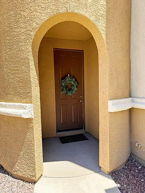 2 bed, 1666 sqft, $2,000 — Photo 2