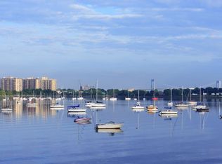 1815 215th St APT 5M, Flushing, NY 11360