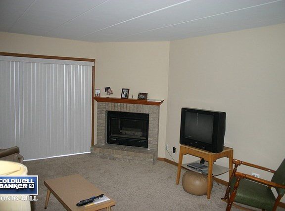 4th image of 4560 W 93rd St APT 1C