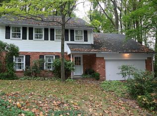 1041 Sherry Ln, Lancaster, PA 17601