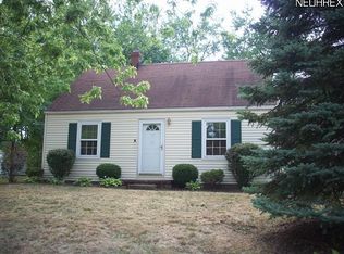 878 Kennebec Ave, Akron, OH 44305