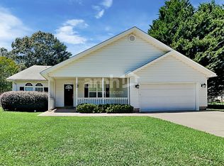 209 Old Orchard Rd, Greer, SC 29650