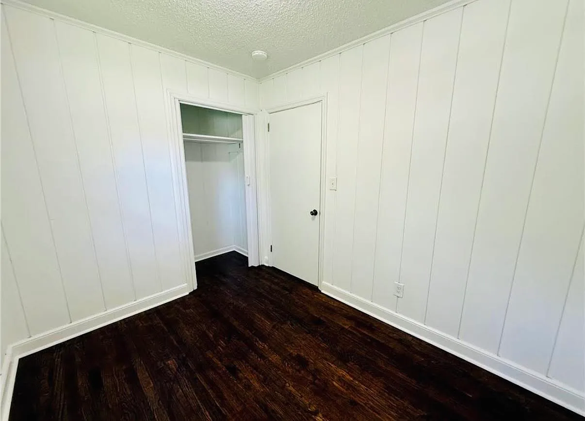 3 bed, 2.5 bath, 976 sqft, $1,699 — Photo 3
