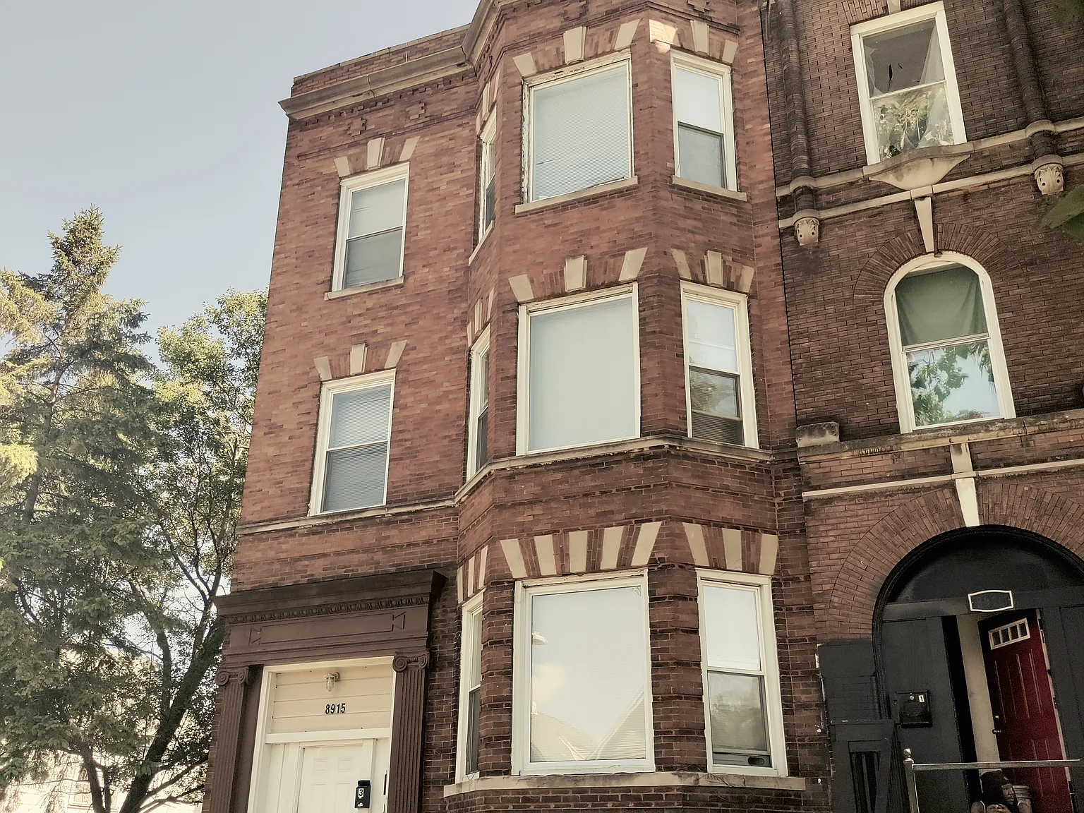 8915 S Exchange Ave — Photo 1