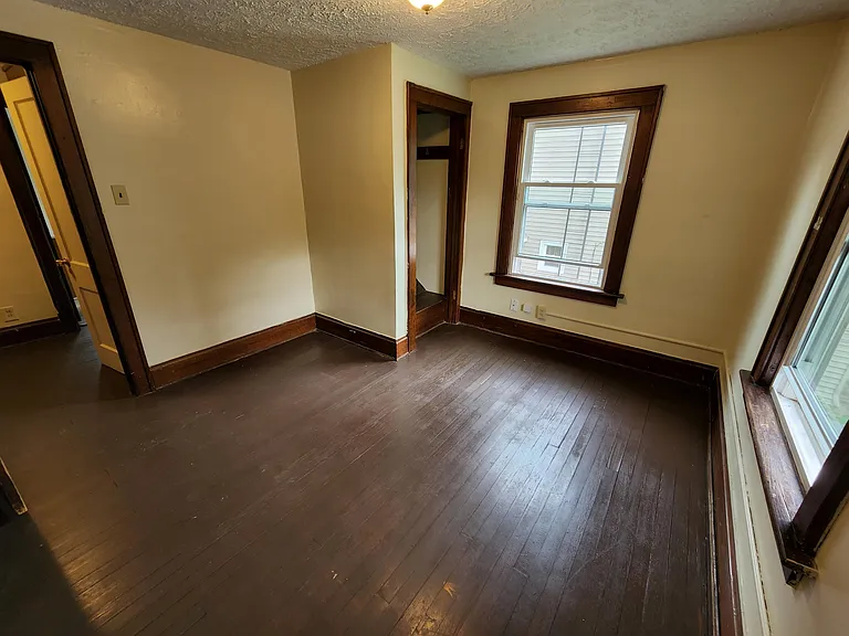 114 Linden Rd — Photo 24