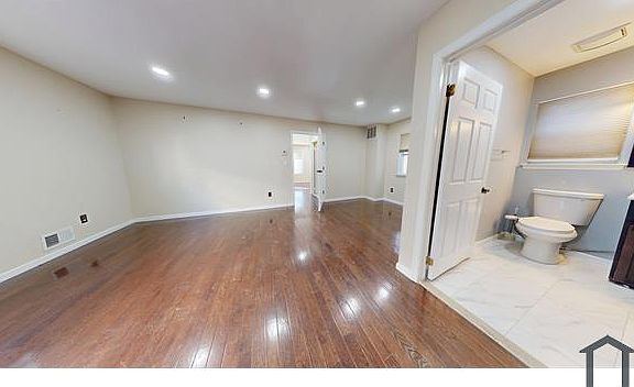 3rd image of 306 Bartlett Ave #2