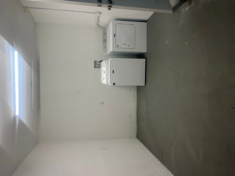 3201 Collee Ct — Photo 10