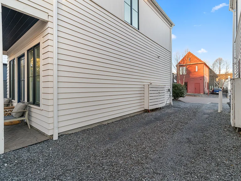 177 Ravenhurst Ln — Photo 31