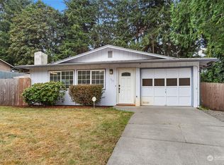 762 NW Firglade Dr, Bremerton, WA 98311