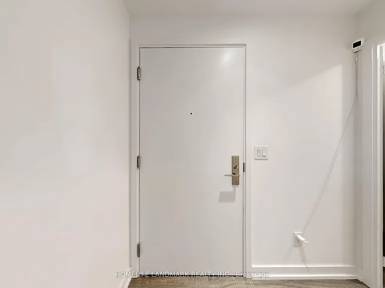 20 Edward St #1419 — Photo 23