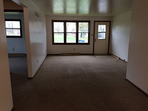 2nd image of 1347 Hastings St