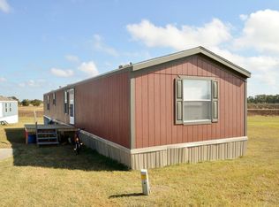 1402 Circle Dr, Navasota, TX 77868