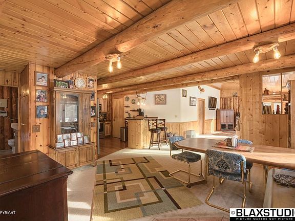5th image of 5751 Armitage Ave