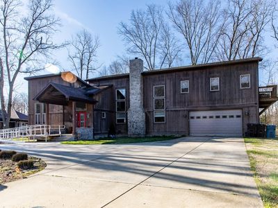 15445 Lakeshore Rd, Lakeside, MI, 49116