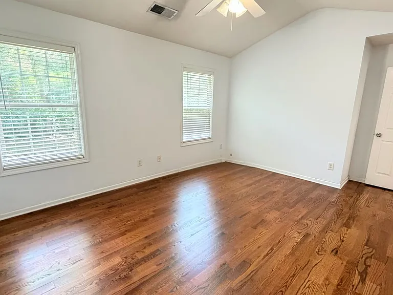 153 Greystone Cir — Photo 13