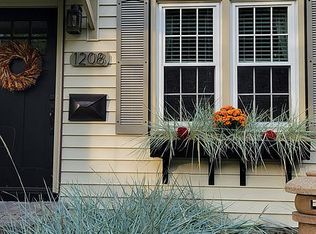 1208 E State St, Ithaca, NY 14850