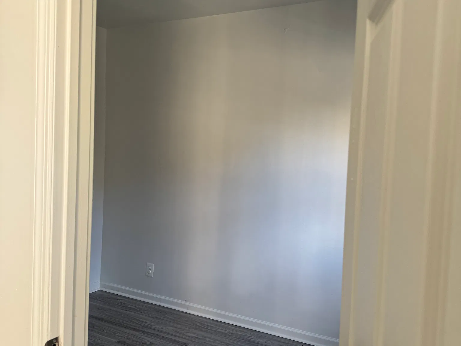 4 bed, 1100 sqft, $4,100 — Photo 3