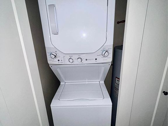 4th image of 202 W State St Suite 902