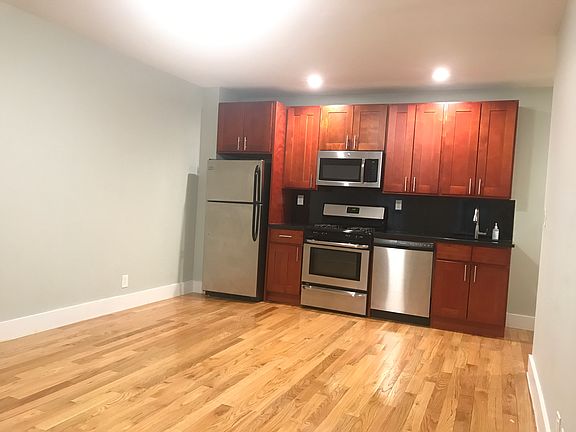 3rd image of 8020 Broadway #1L