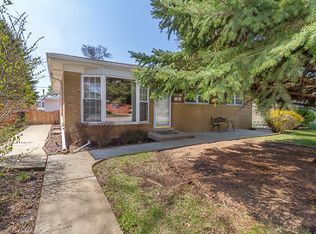 10645 W Cermak Rd, Westchester, IL 60154