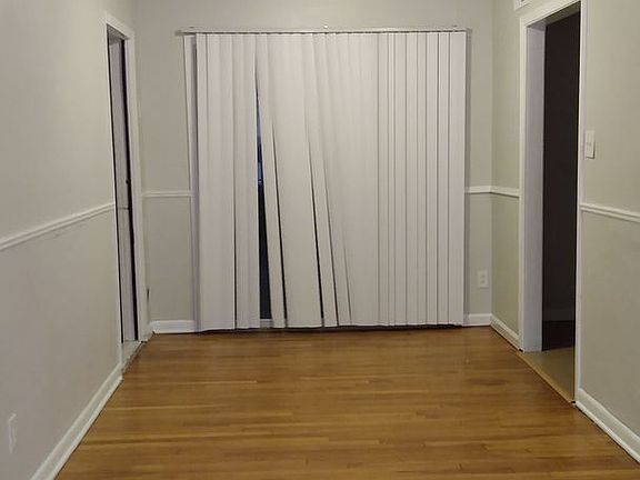 3rd image of 1764 Myrna Ln