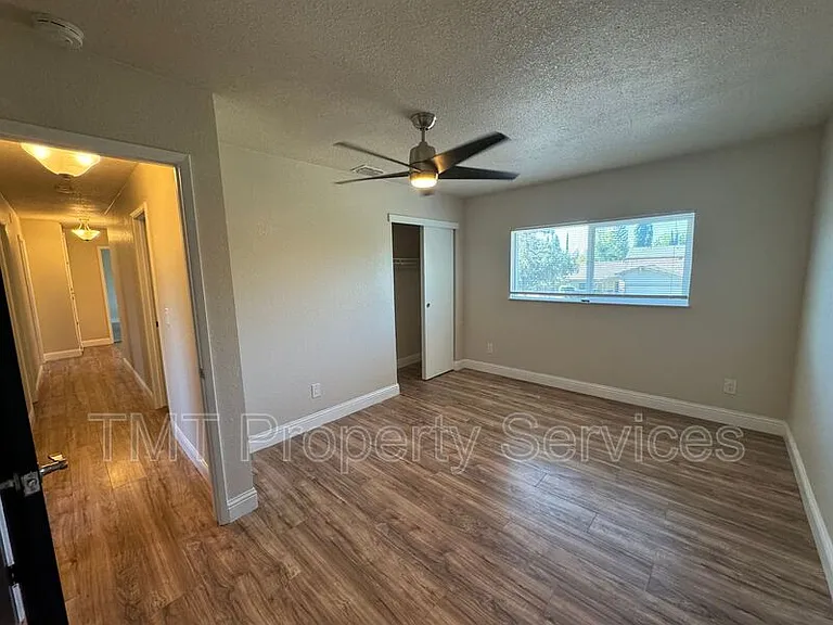 6931 Cobblestone Way — Photo 15