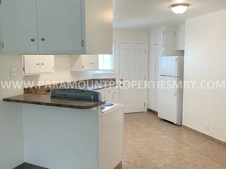 410 Riker St #10 — Photo 6