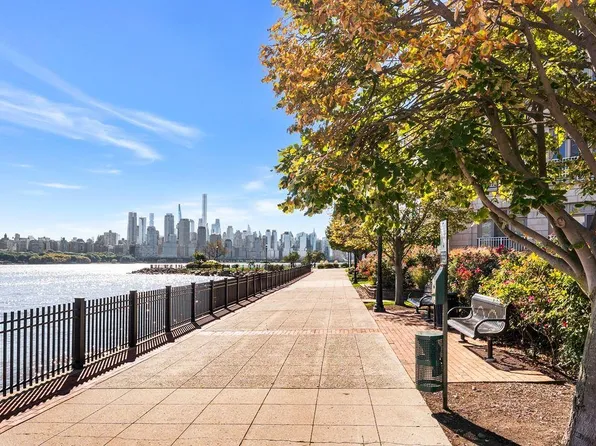 7400 River Road image 29 of 31