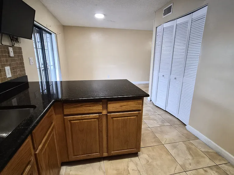 7628 De Soto Ct — Photo 12