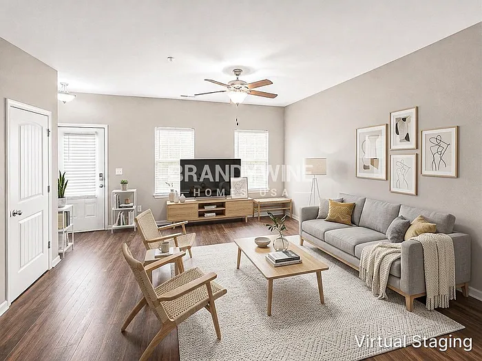 3 bed, 2.5 bath, 1390 sqft, $1,835 — Photo 3