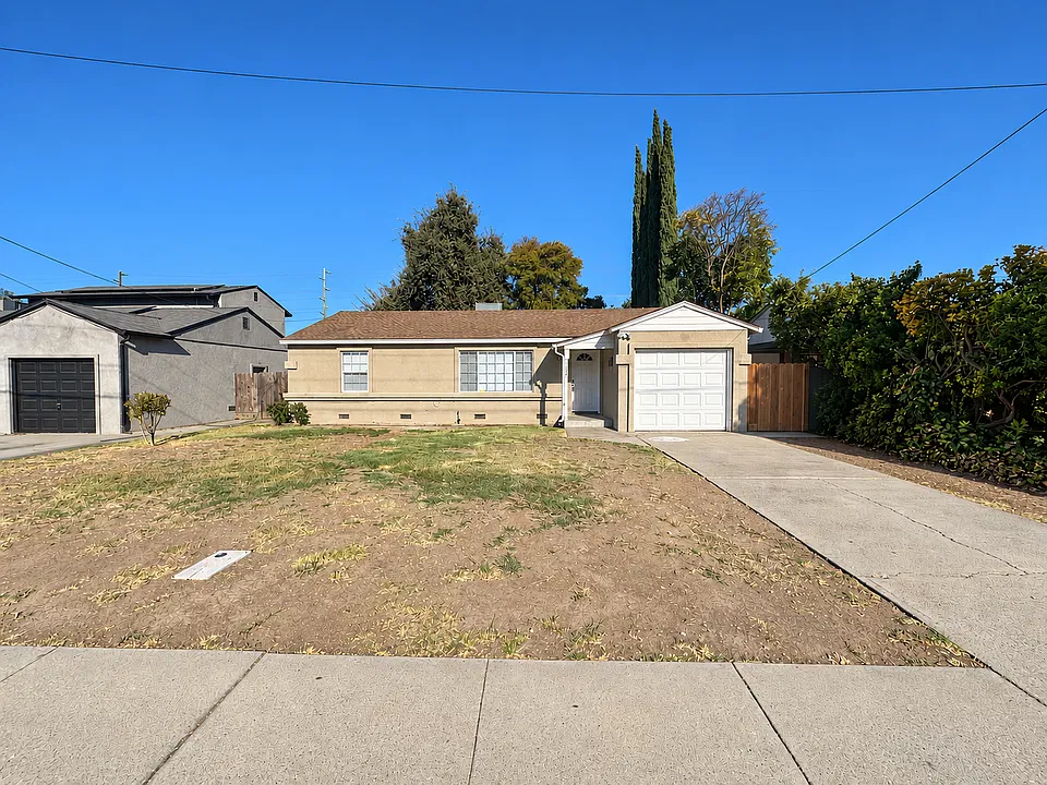 1129 Allen Dr